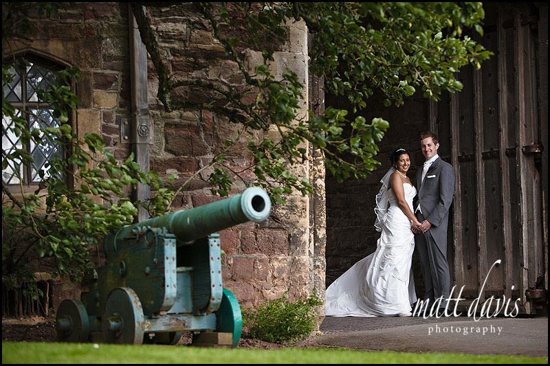 Berkeley-Castle-Wedding-Photos-Andrew-Yasmin_053