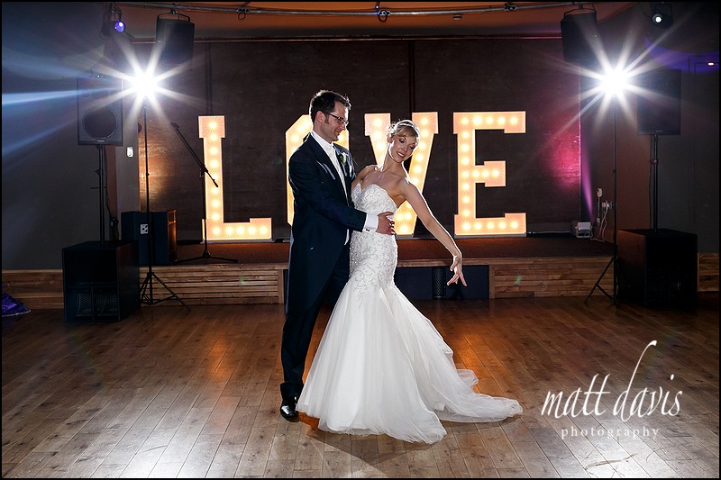 Amazing first dance photos Elmore Court